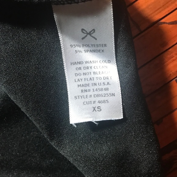 Everly Sleeveless Sparkly dress size XS gray. - Picture 8 of 8